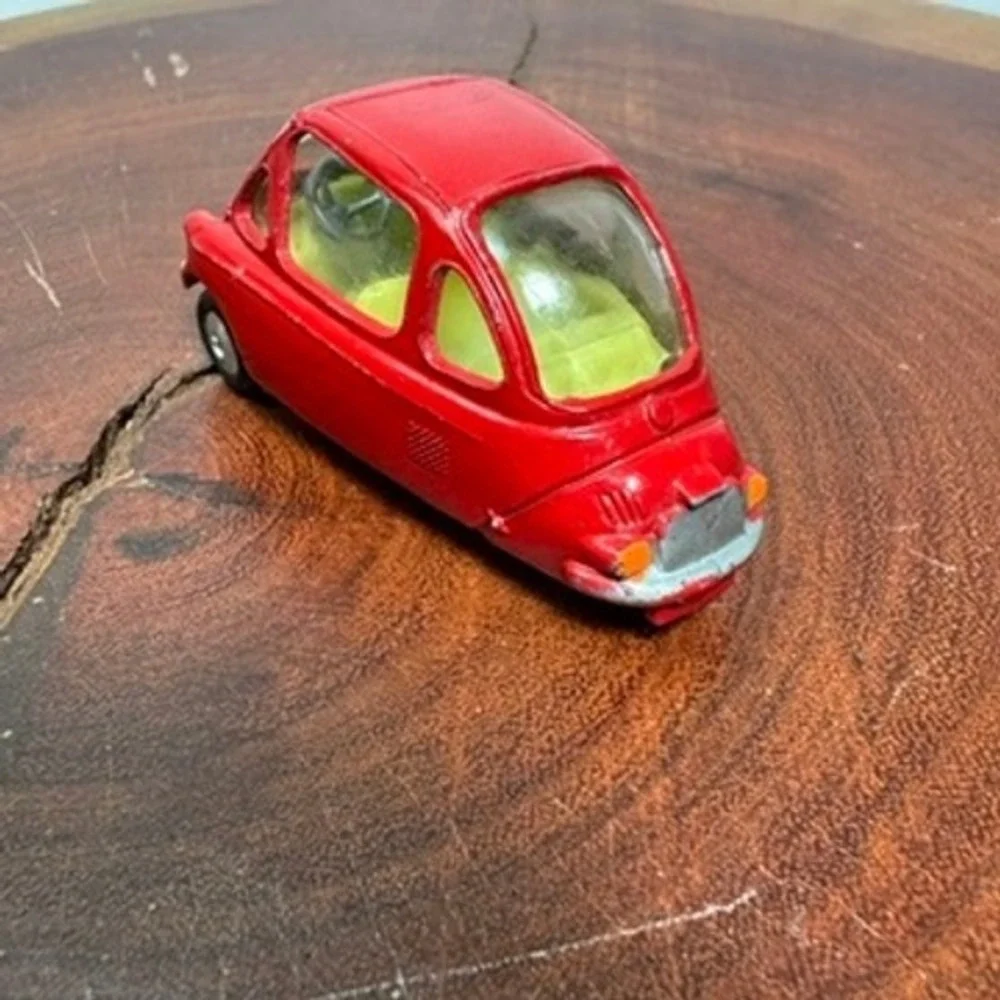 Vintage Red Heinkel Kabine Bubble Car Die-Cast Miniature Microcar Toy